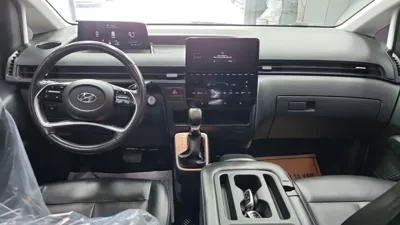 Hyundai Staria 2022, 56336 км, за 16279.38 USD - фото 7