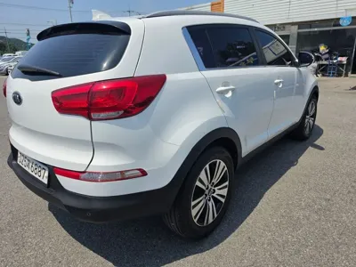 Kia Sportage 2015, 252808 км, за 2974.62 USD