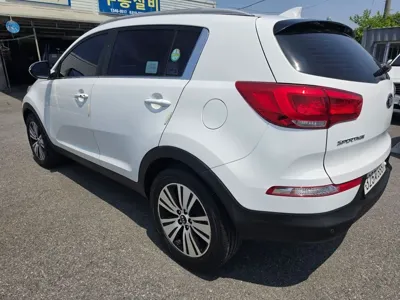 Kia Sportage 2015, 252808 км, за 2974.62 USD