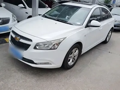Chevrolet Cruze 2015, 87500 км, за 2559.59 USD