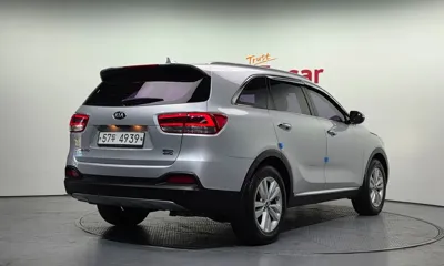 Kia Sorento 2016, 103812 км, за 8126.86 USD