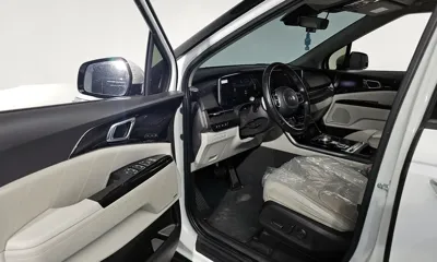 Kia Canival 2021, 79830 км, за 17112.65 USD - фото 10