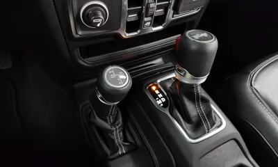 Jeep Wrangler 2022, 33602 км, за 34724.96 USD - фото 9