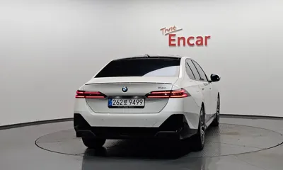 BMW 5-Series 2026, 5099 км, за 47209.72 USD
