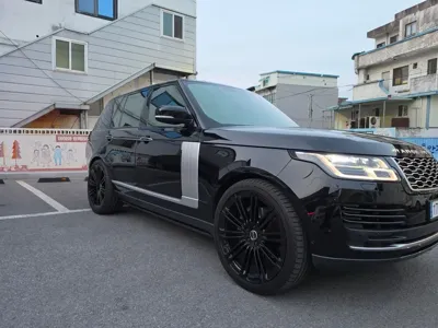 Land Rover Range Rover 2018, 110900 км, за 41354.86 USD
