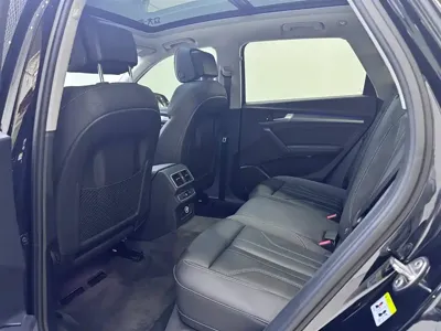 Audi Q5L 2023, 52800 км, за 26264.05 USD - фото 14