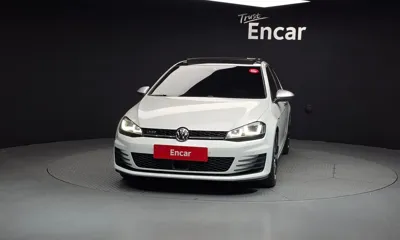 Volkswagen Golf 2016, 241922 км, за 7069.71 USD