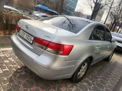 Hyundai Sonata 2009, 196452 км, за 1509.78 USD
