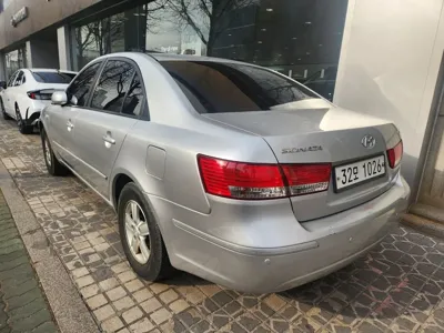 Hyundai Sonata 2009, 196452 км, за 1509.78 USD