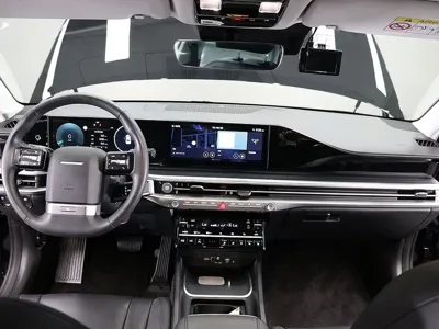 Hyundai Grandeur 2023, 45668 км, за 21337.52 USD