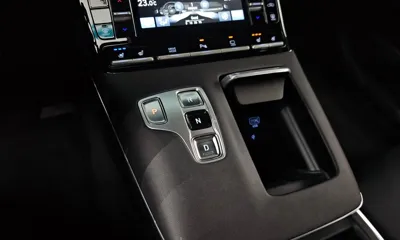 Hyundai Grandeur 2022, 81439 км, за 11270.36 USD - фото 9