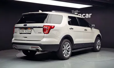 Ford Explorer 2017, 181467 км, за 7622.15 USD