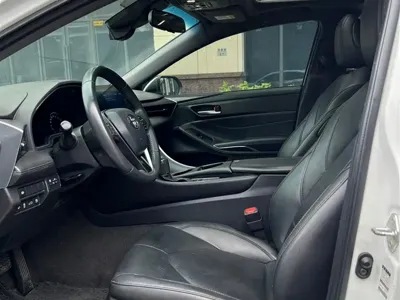 Toyota Avalon 2022, 68000 км, за 17137.66 USD