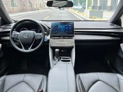 Toyota Avalon 2022, 68000 км, за 17137.66 USD