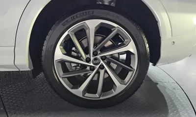 Audi Q5 2025, 1610 км, за 49166.34 USD - фото 21