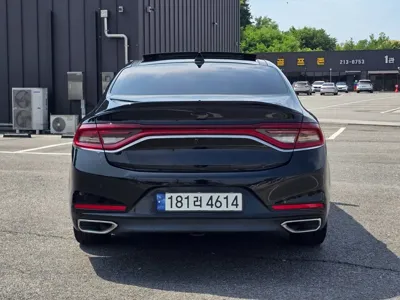 Hyundai Grandeur 2018, 58000 км, за 8467.9 USD