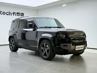 Land Rover Defender 2023, 100000 км, за 79015.54 USD - фото 7