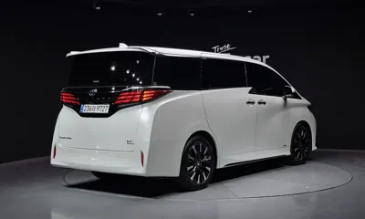 Toyota Alphard 2024, 2347 км, за 73568.02 USD