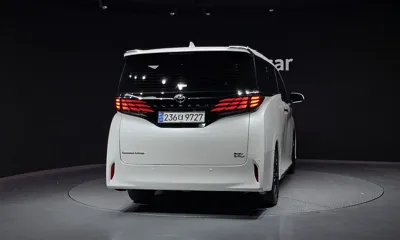 Toyota Alphard 2024, 2347 км, за 73568.02 USD