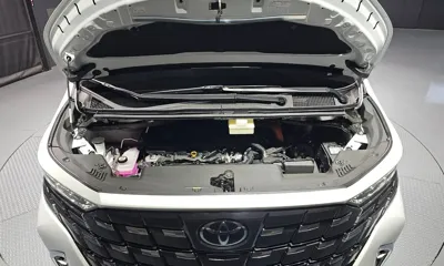 Toyota Alphard 2024, 2347 км, за 73568.02 USD - фото 6