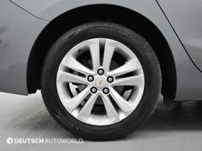 ChevroletGMDaewoo Cruze 2017, 154848 км, за 1951.6 USD