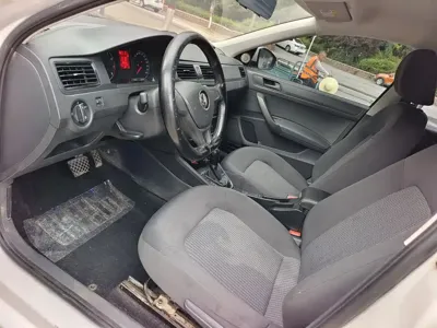 Volkswagen Santana 2021, 66000 км, за 5856.27 USD