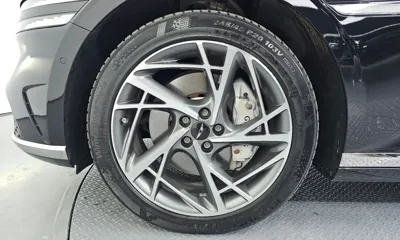Genesis G90 2022, 100833 км, за 38321.77 USD