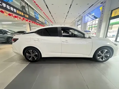 Nissan Sylphy 2022, 55000 км, за 8381.36 USD