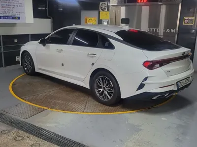 Kia K5 2021, 125541 км, за 9183.41 USD