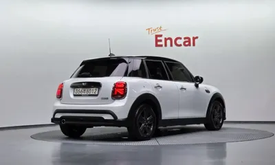 MINI Cooper 2023, 20680 км, за 15222.5 USD
