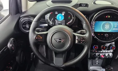 MINI Cooper 2023, 20680 км, за 15222.5 USD - фото 13
