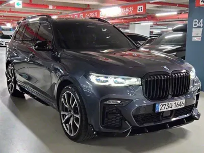 BMW X7 · 2021 год