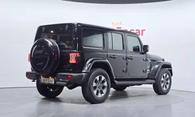 Jeep Wrangler 2021, 13801 км, за 28658 USD