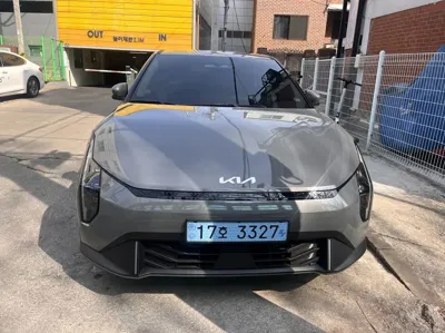 Kia EV4 · 2026 год