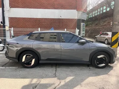 Kia EV4 2026, 21300 км, за 6052.25 USD