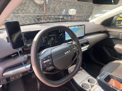 Kia EV4 2026, 21300 км, за 6052.25 USD - фото 8