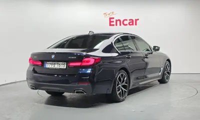 BMW 5-Series 2022, 22551 км, за 124288.06 USD