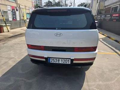 Hyundai Santafe 2024, 15202 км, за 23354.17 USD