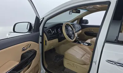 Kia Canival 2019, 91664 км, за 12344.79 USD - фото 10