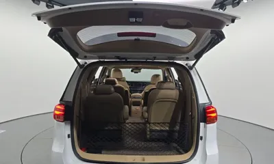 Kia Canival 2019, 91664 км, за 12344.79 USD - фото 17