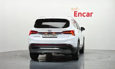 Hyundai Santafe 2022, 122272 км, за 14911.76 USD