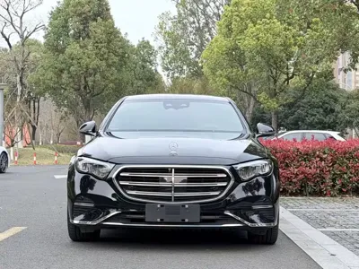 Mercedes-Benz E-Class 2024, 60000 км, за 46085.04 USD