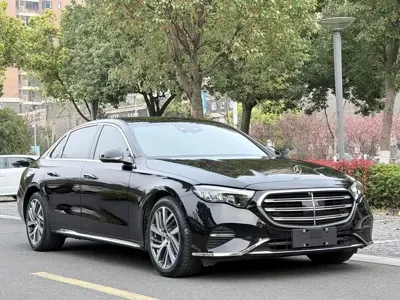 Mercedes-Benz E-Class 2024, 60000 км, за 46085.04 USD