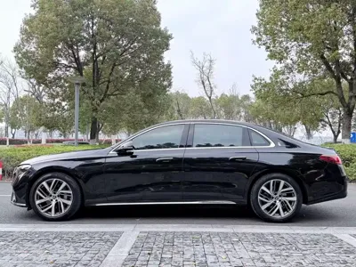 Mercedes-Benz E-Class 2024, 60000 км, за 46085.04 USD