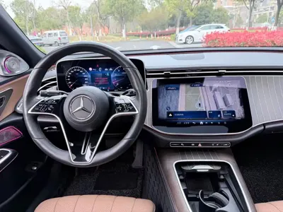 Mercedes-Benz E-Class 2024, 60000 км, за 46085.04 USD - фото 11