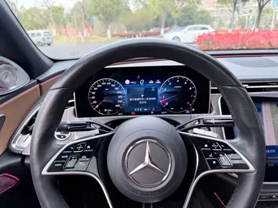 Mercedes-Benz E-Class 2024, 60000 км, за 46085.04 USD - фото 12