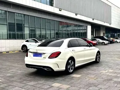 Mercedes-Benz C-Class 2019, 65000 км, за 12985.2 USD - фото 7