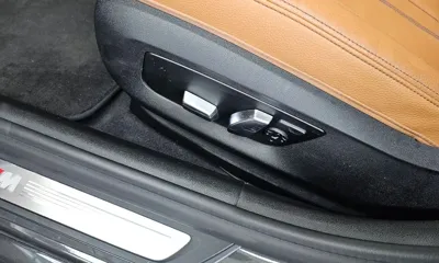 BMW 5-Series 2017, 82655 км, за 15426.02 USD - фото 32