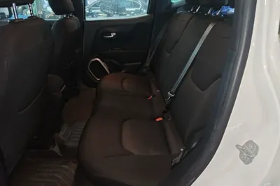 Jeep Renegade 2017, 107600 км, за 7735 USD - фото 20