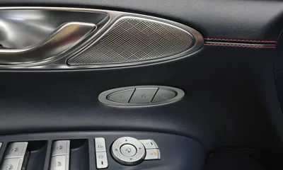 Genesis GV70 2021, 114296 км, за 18786.97 USD - фото 30
